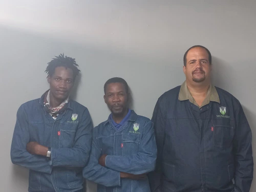 Murriers Installation team members.